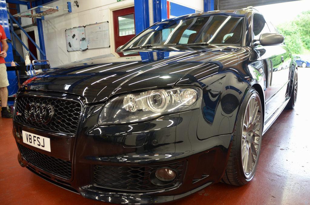 284315AUDIRS42680.jpg