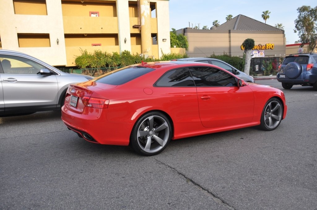 286761AUDIRS5813.jpg