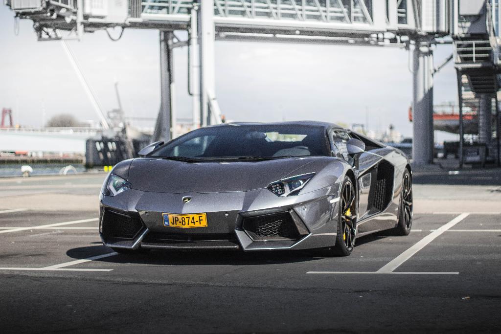 2877664215LAMBORGHINIAVENTADOR.jpg