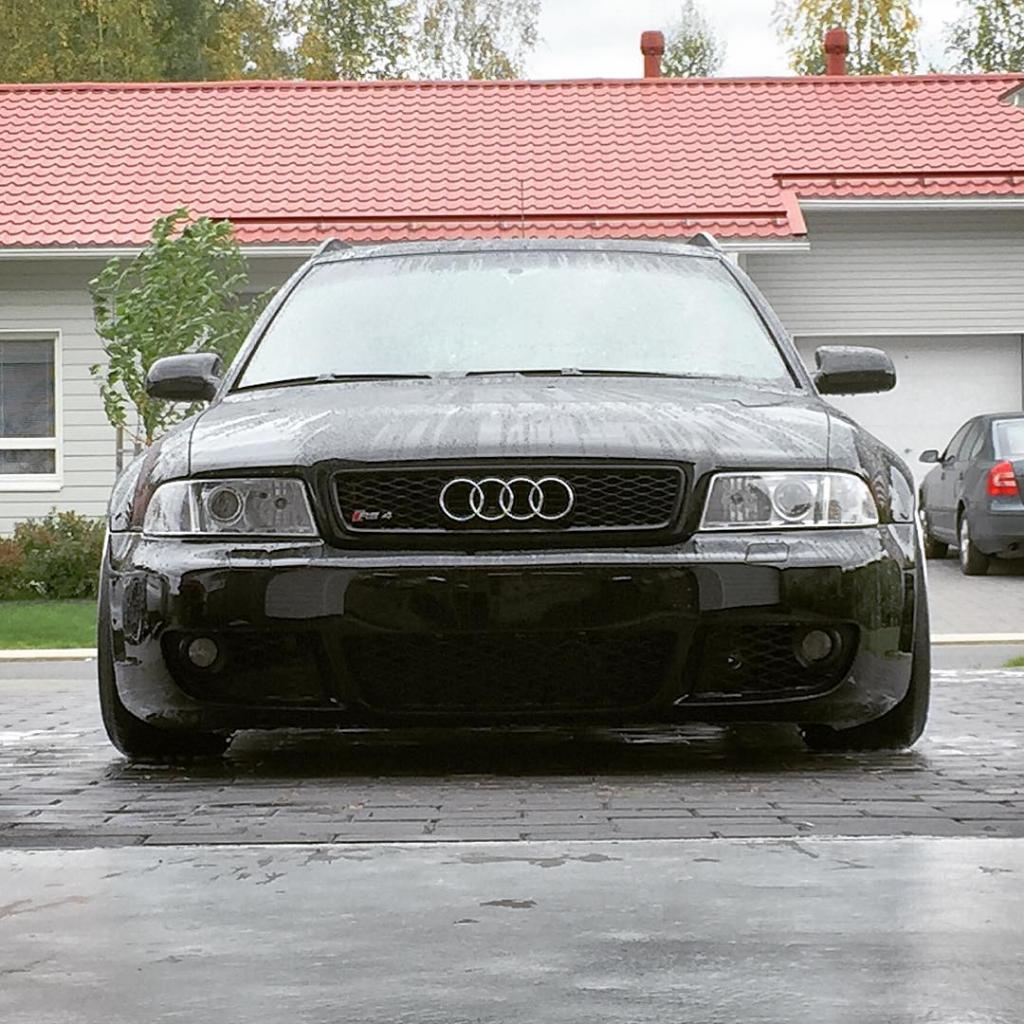 288698AUDIRS4B50084.jpg