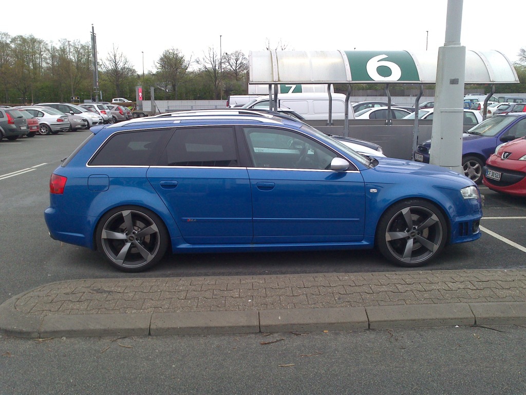 289070AUDIRS41187.jpg