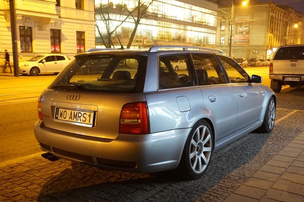 289662AUDIRS4B50473.jpg