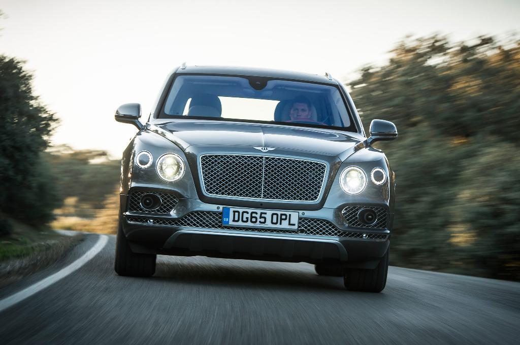 290038BENTAYGA0065.jpg