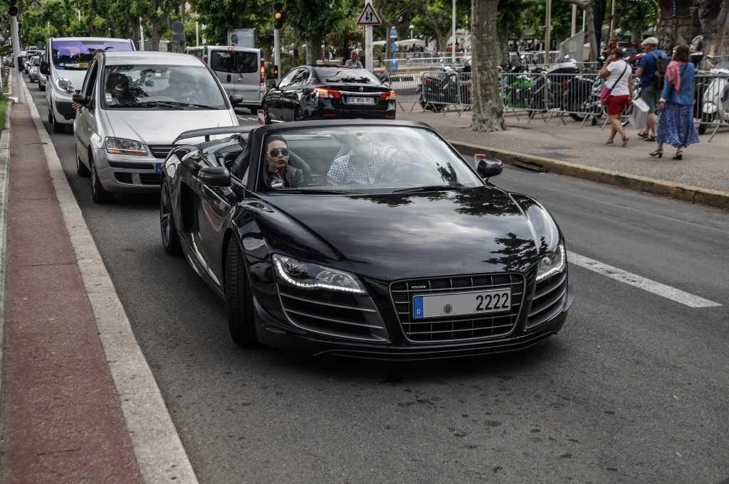 292274R8GT1478.jpg