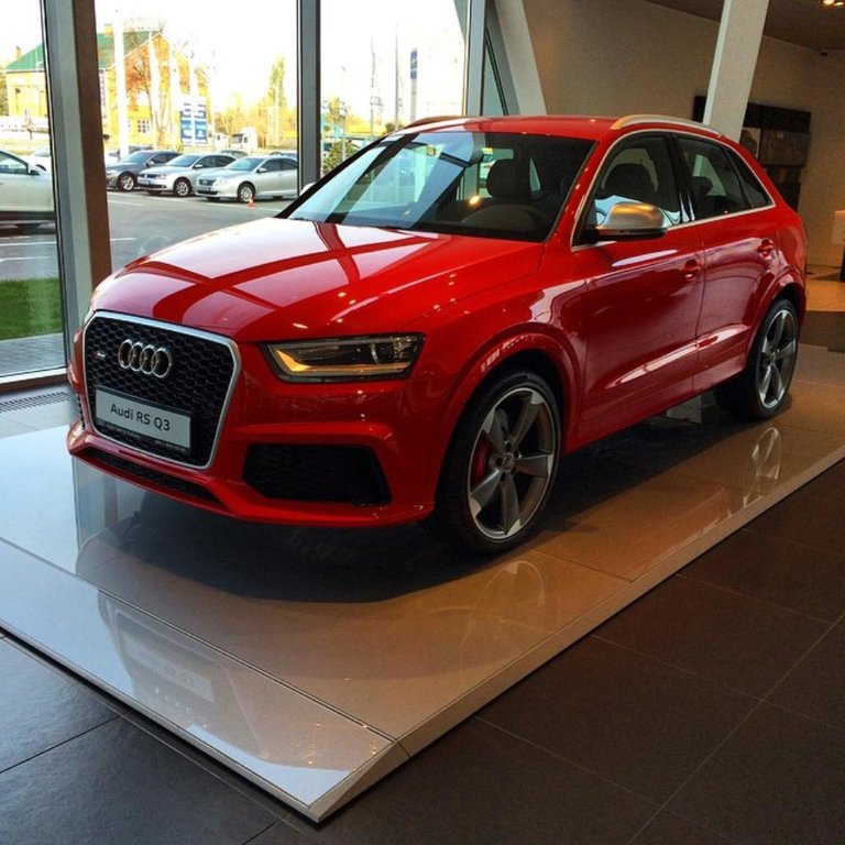 292300RSQ3743.jpg