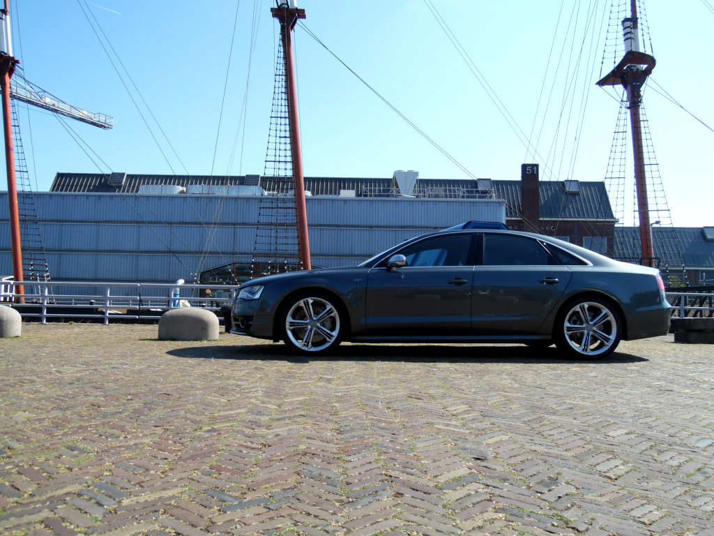 292952S8D41631.jpg