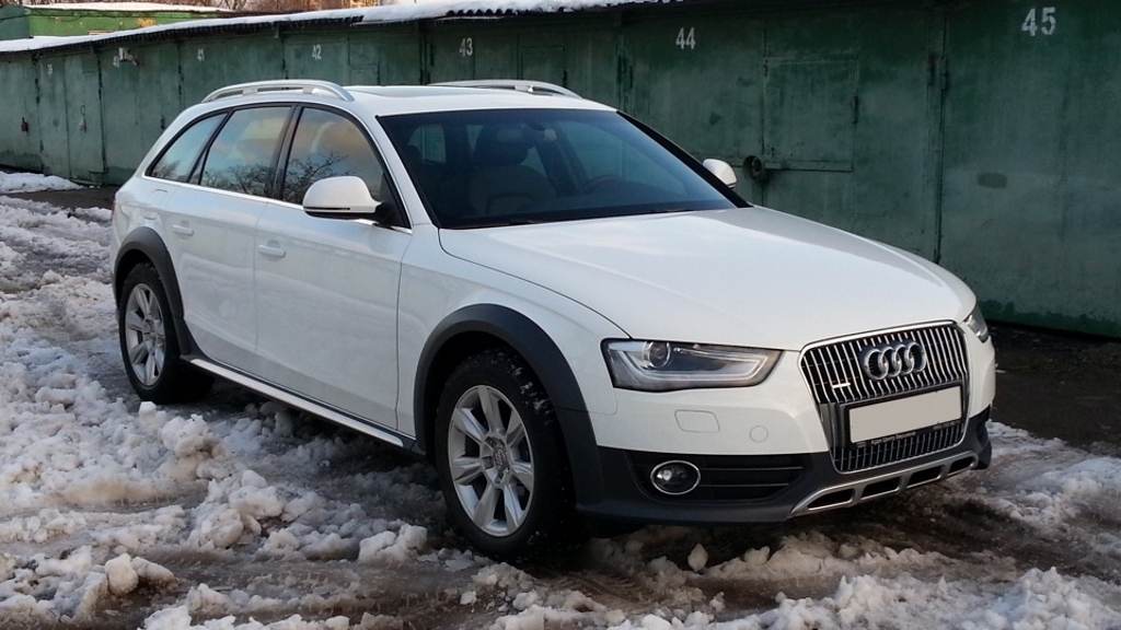 294239525AUDIA4ALLROAD.jpg