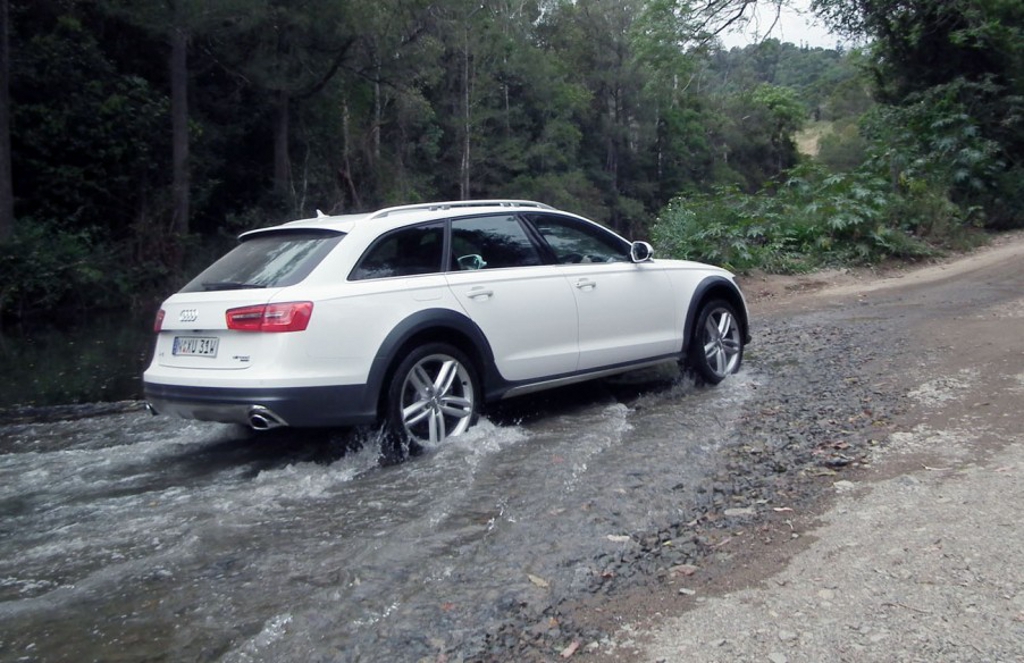 296024279AUDIA6C7ALLROAD.jpg