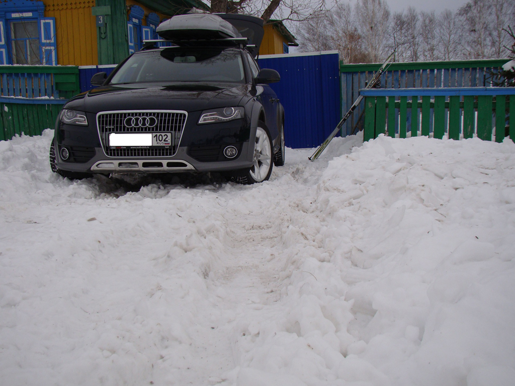 296637115AUDIA4ALLROAD.jpg