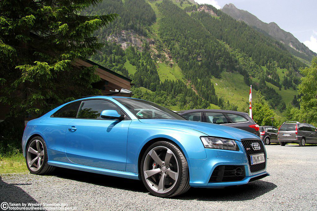296639AUDIRS5616.jpg