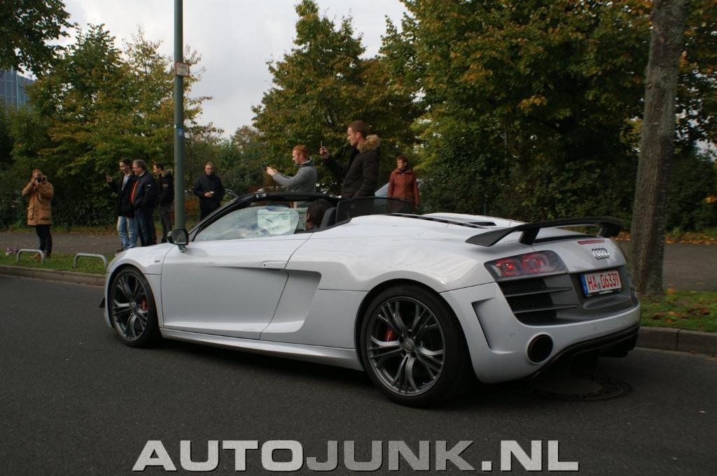 297641R8GT1569.jpg