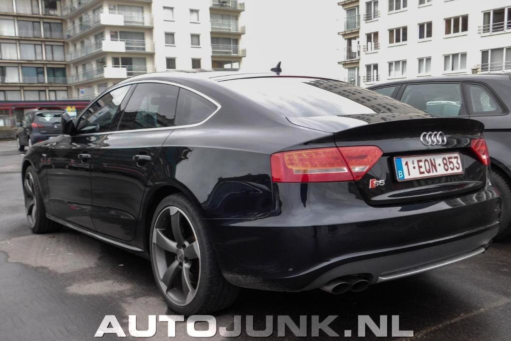 298140813S5SPORTBACK.jpg