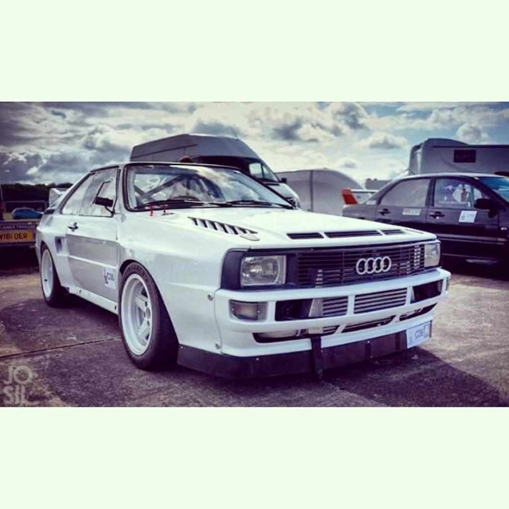 298596URQUATTRO800.jpg