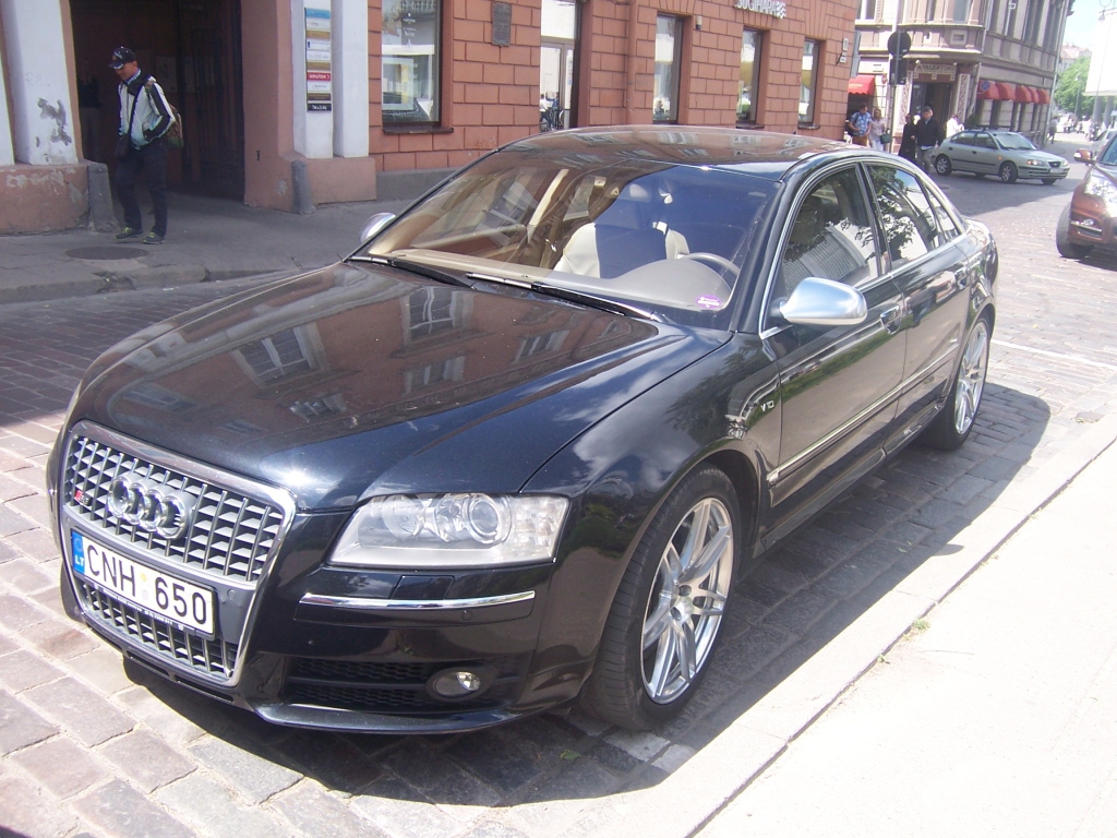 2991381442S8D3.jpg