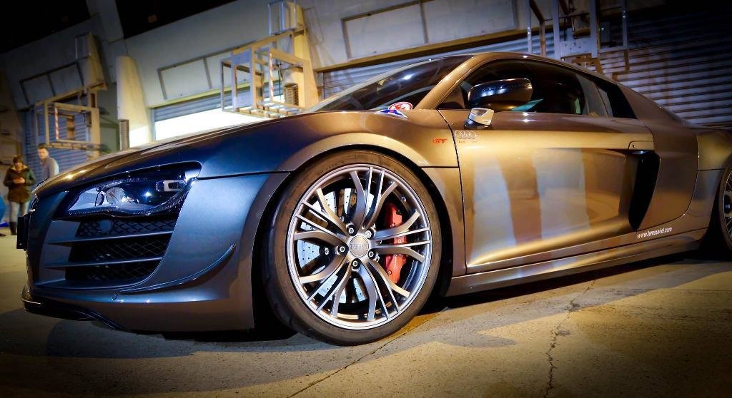 299705R8GT1364.jpg