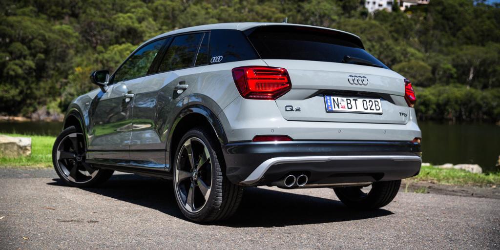 299706AUDIQ20843.jpg