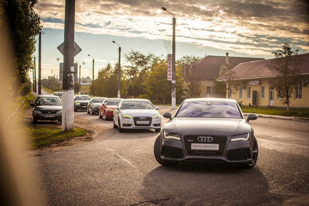 299795RS7151.jpg