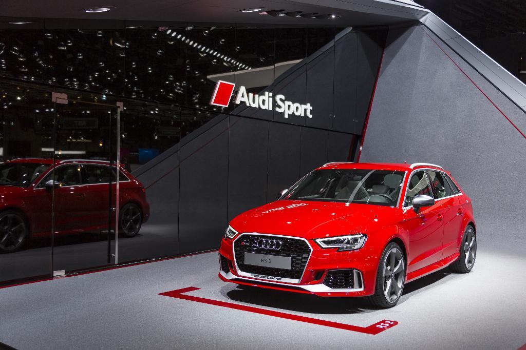 300187RS38V2093.jpg