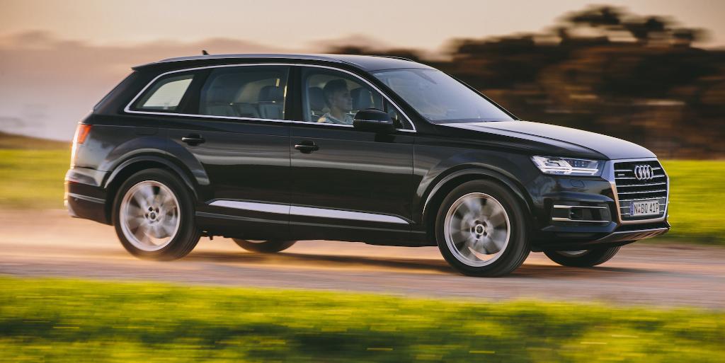 301301Q7MK2404.jpg