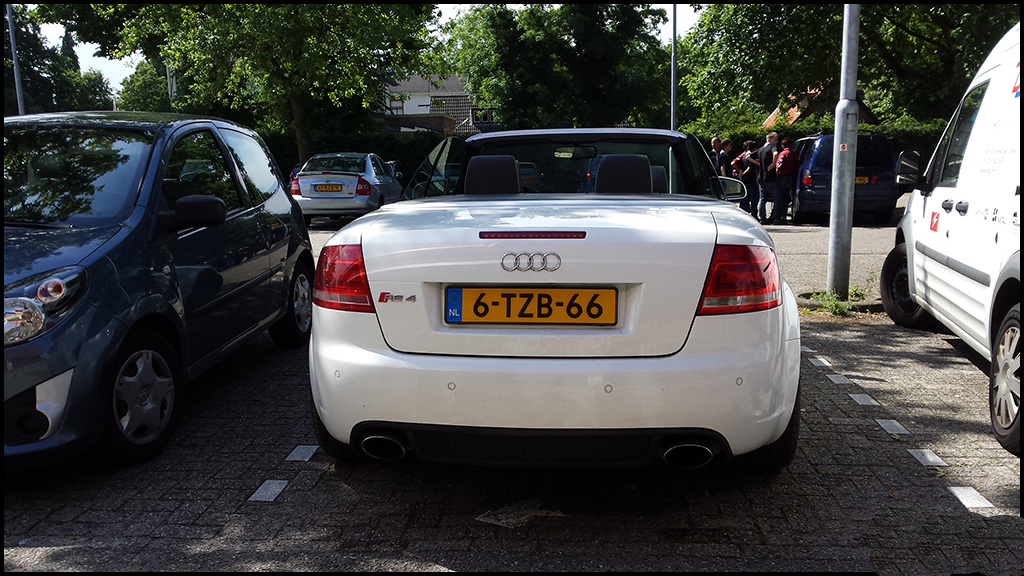 301878AUDIRS41499.jpg