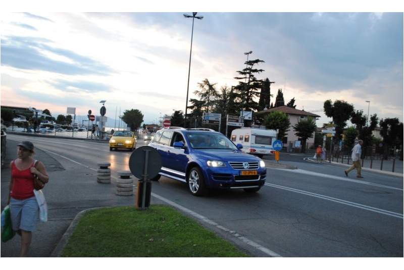 302263W12TOUAREG114ESQUIROU.jpg