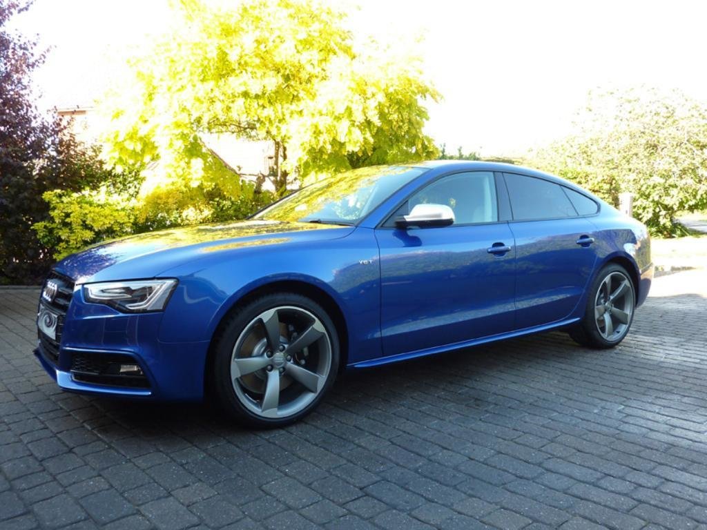 303183459S5SPORTBACK.jpg