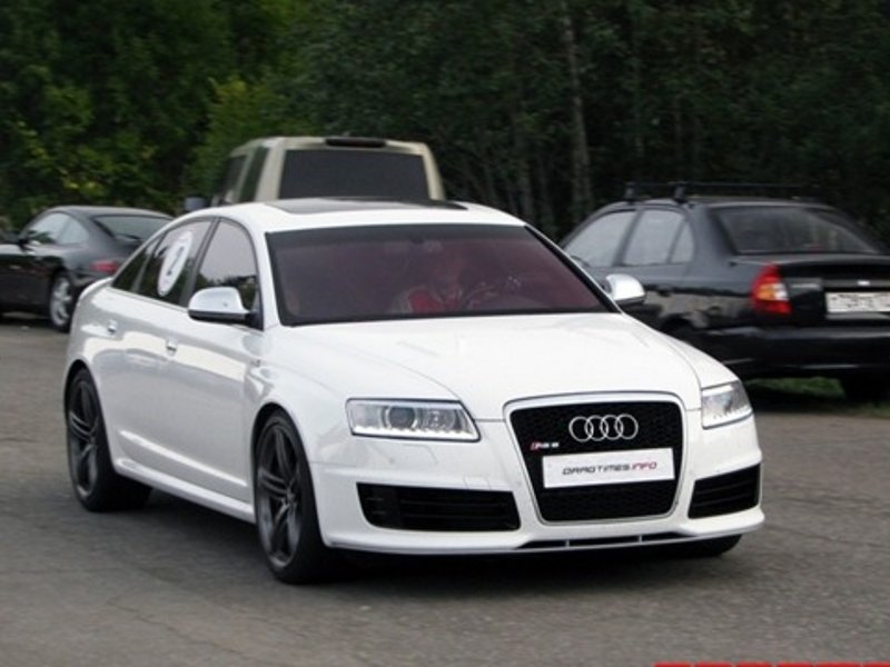 304881RS6ESQUIROU125.jpg