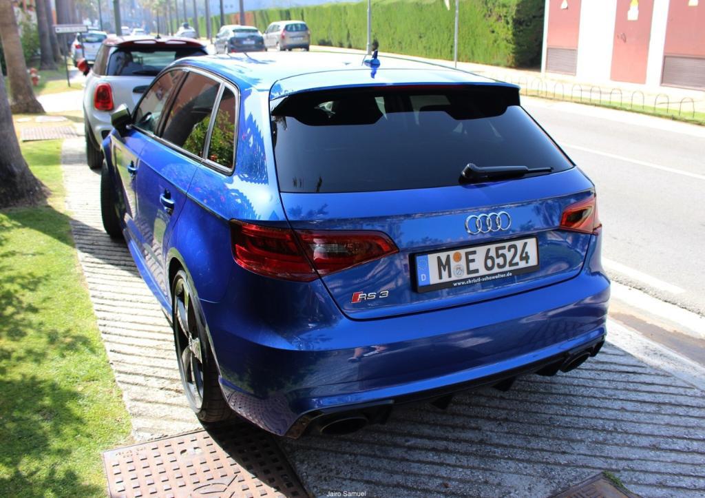 306026RS38V2786.jpg