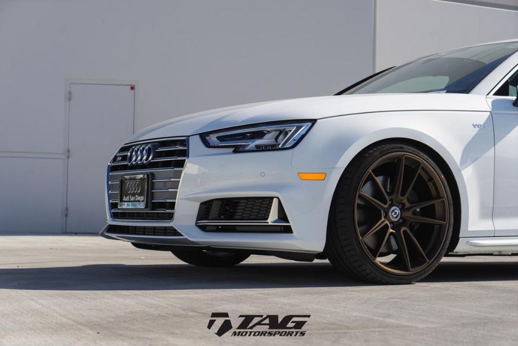 307379AUDIWHEELS0998NS4B9.jpg
