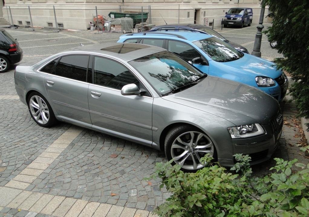 307675280S8ESQUIROU.jpg