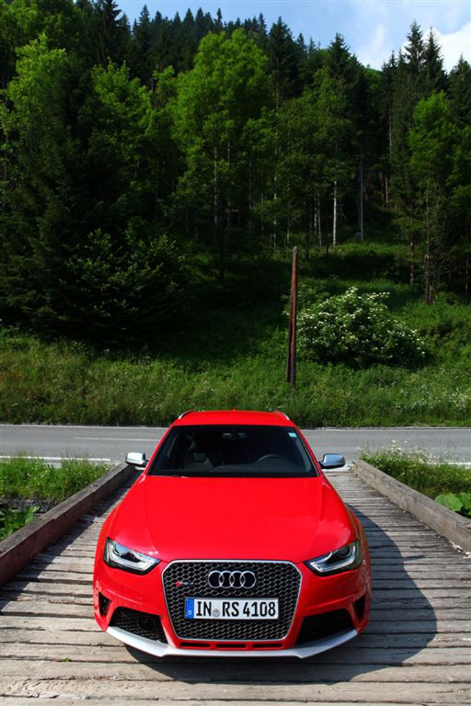 308256RS4B8ESQUIROU083.jpg