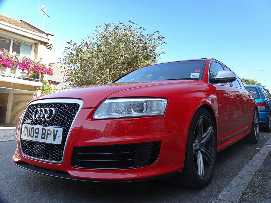 308701RS6940.jpg