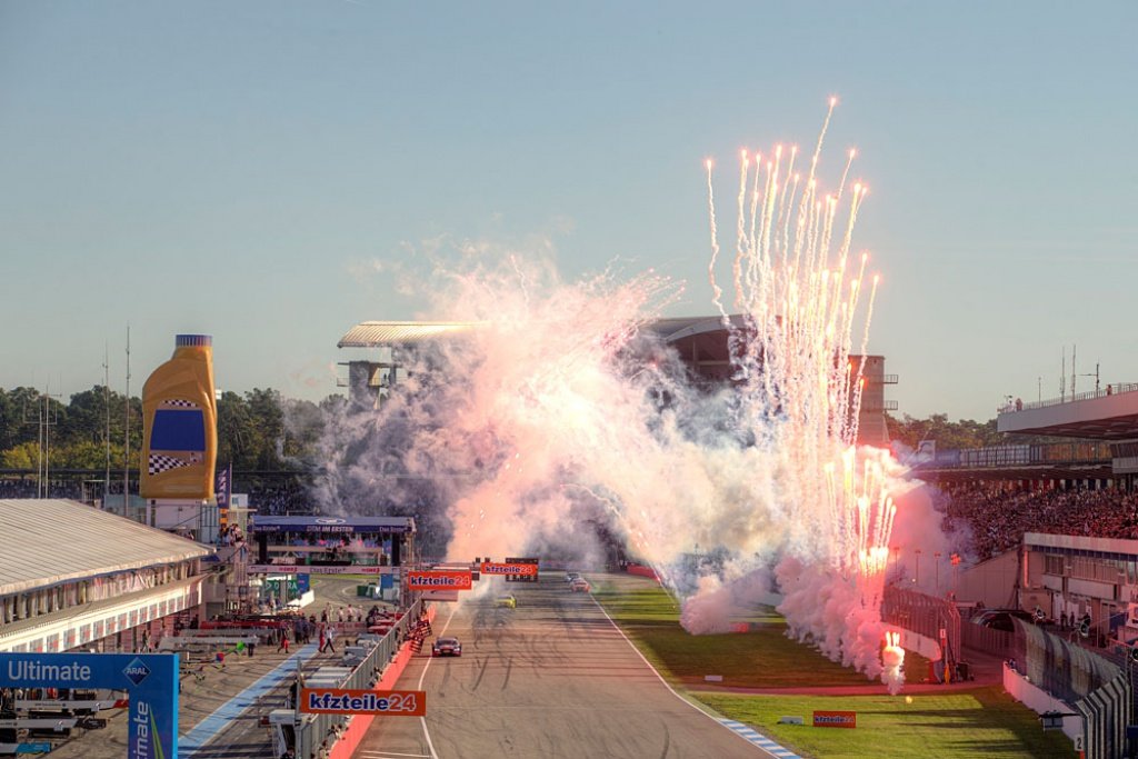 3104972014DTM10Suer6406tonemapped.jpg