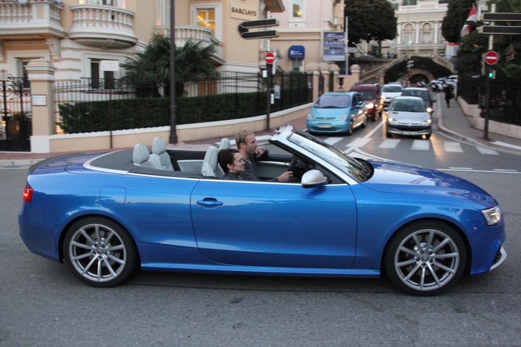 310949116RS5CABRIOLET.jpg