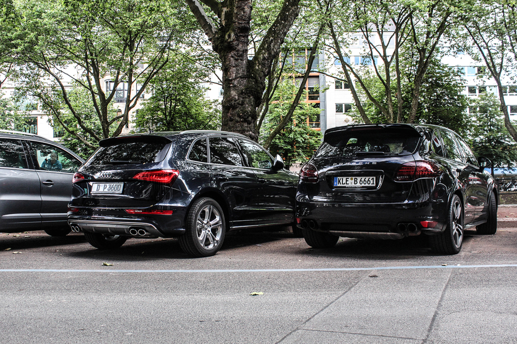 311442AUDISQ5622.jpg