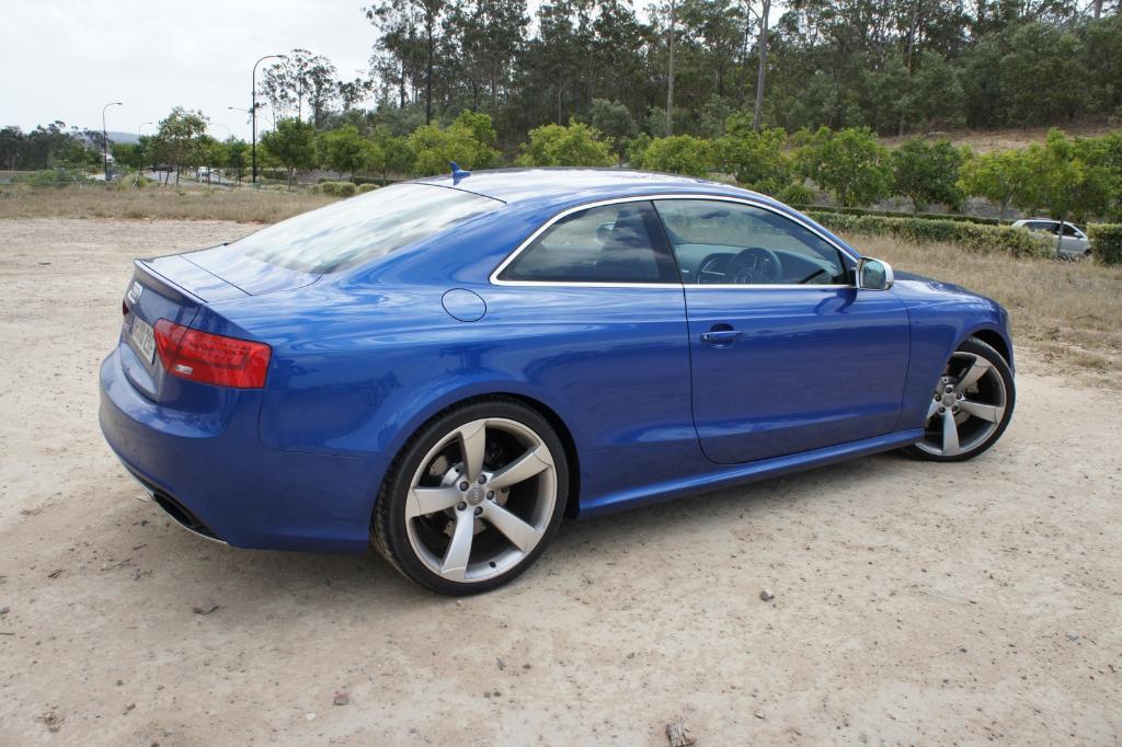 312144AUDIRS5676.jpg