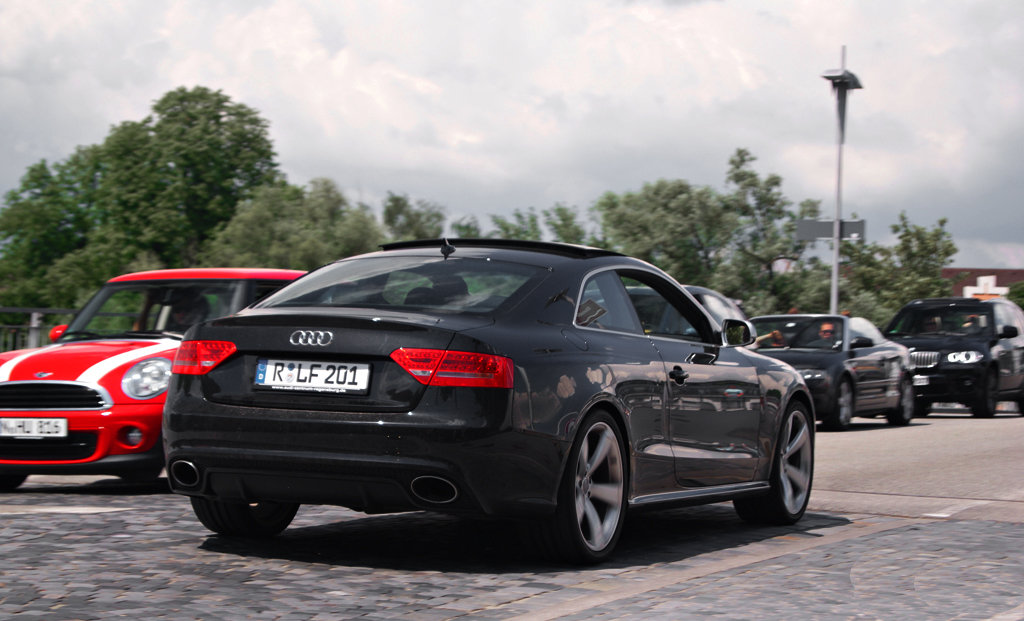 313672AUDIRS5673.jpg
