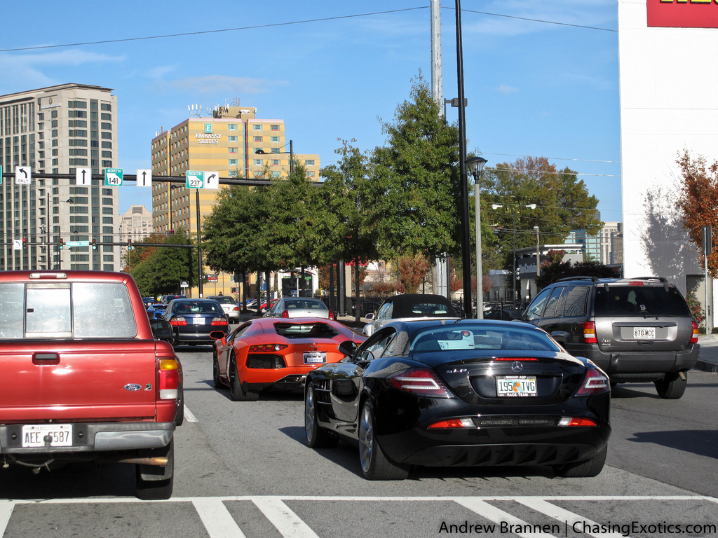 316294046LAMBORGHINIAVENTADORESQUIROU.jpg