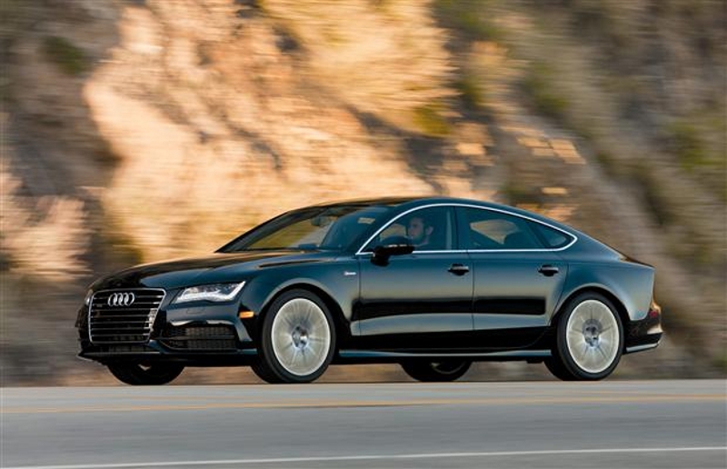 316657095AUDIA7ESQUIROU.jpg