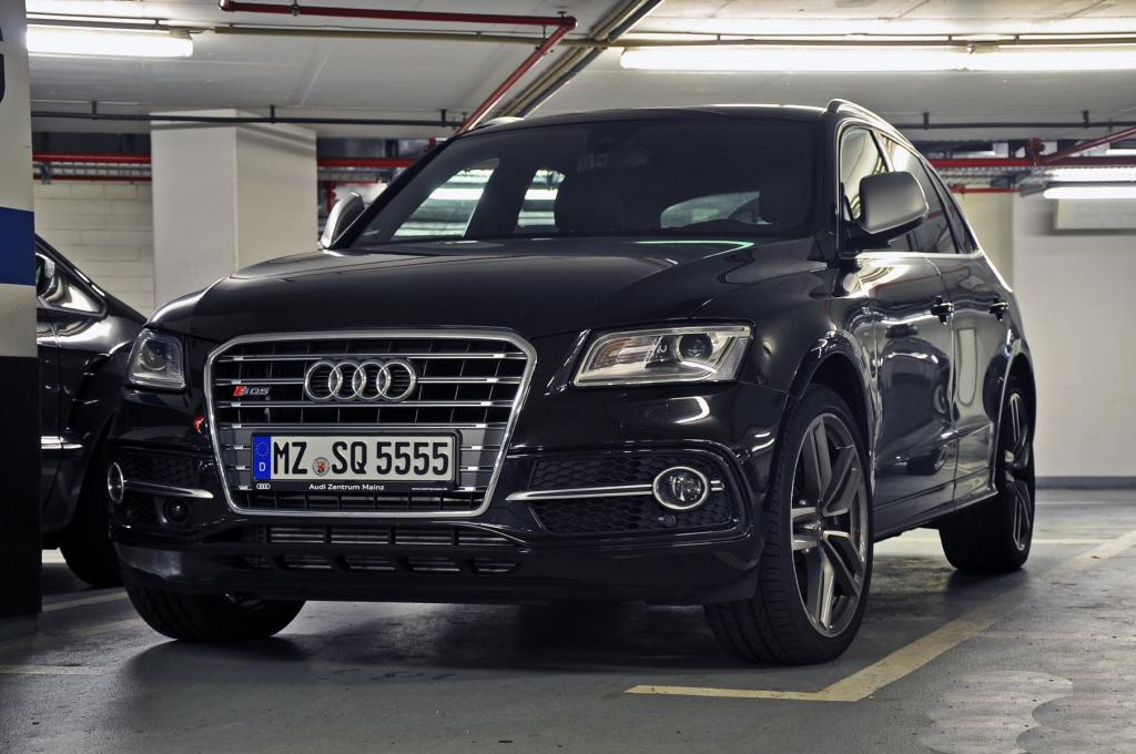 316788AUDISQ5497.jpg