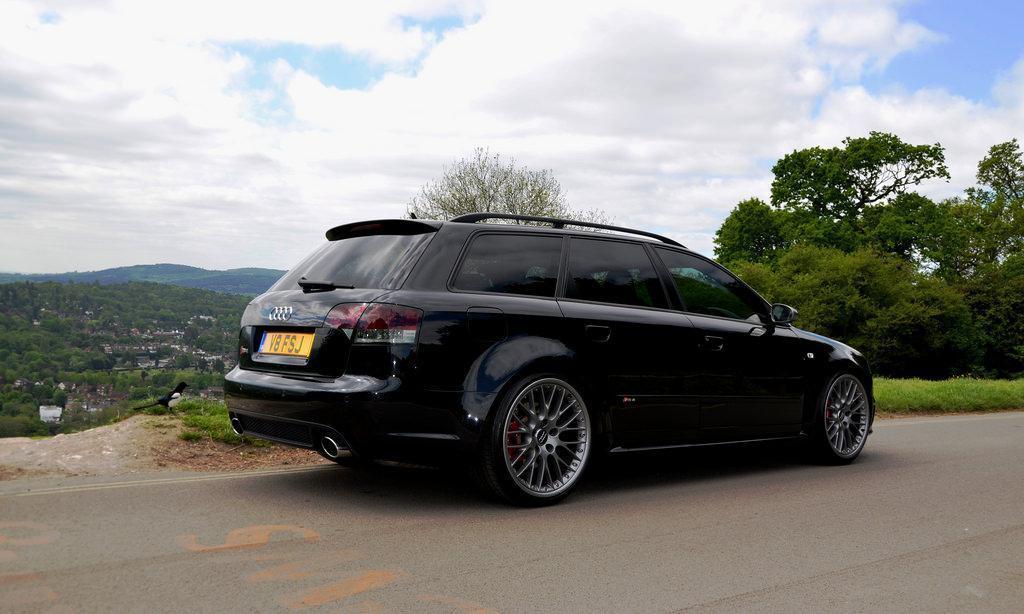 317044AUDIRS42669.jpg