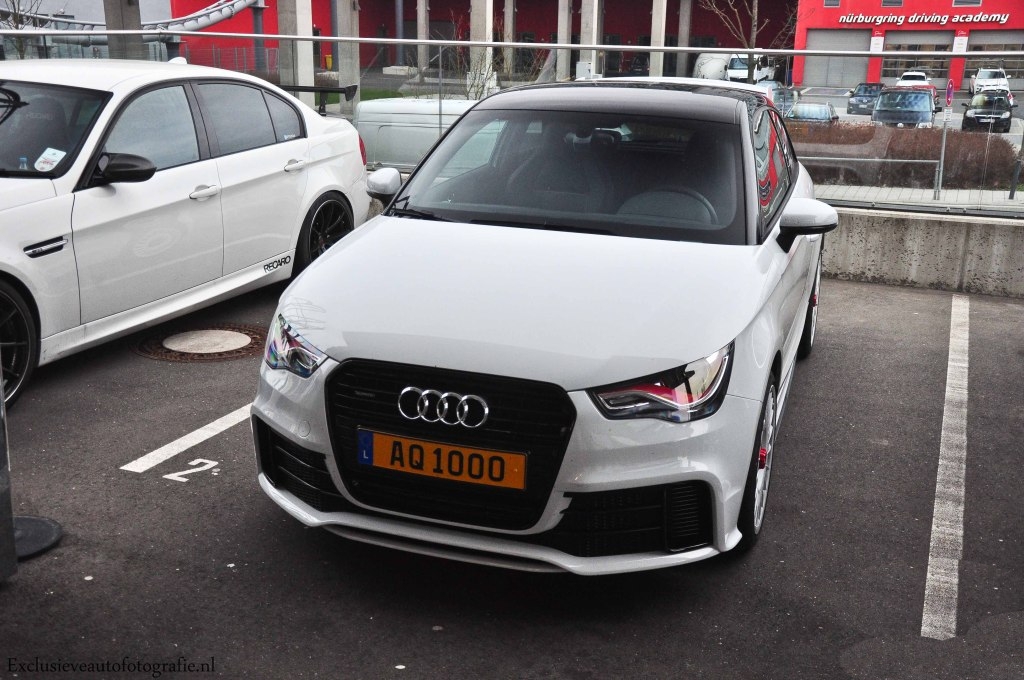 318392A1QUATTRO311.jpg