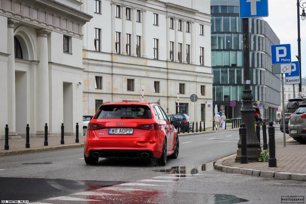 318916RS38V2948.jpg