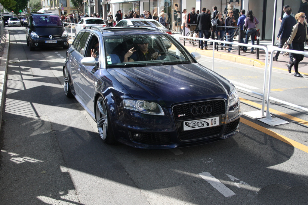 321561AUDIRS4871.jpg