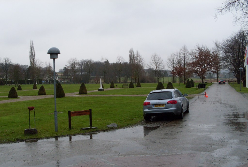 322214RS6690.jpg