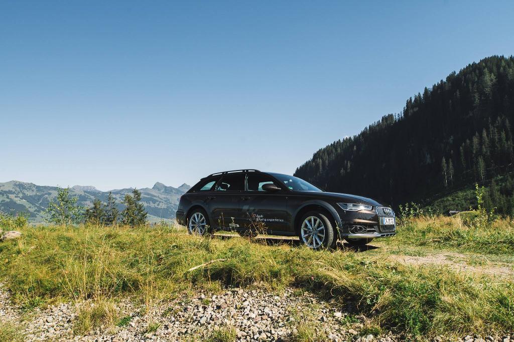 322474943AUDIA6C7ALLROAD.jpg