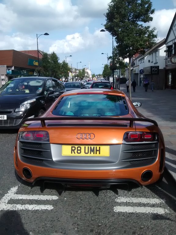 323124R8GT1575.jpg