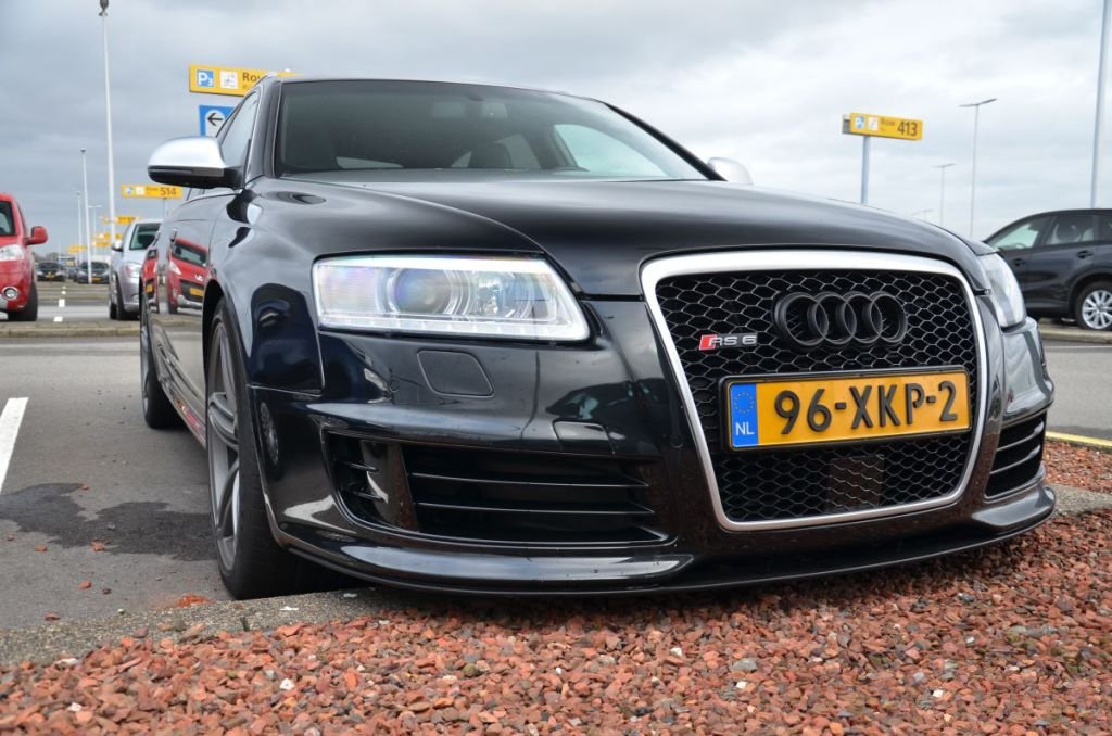 323836RS61023.jpg