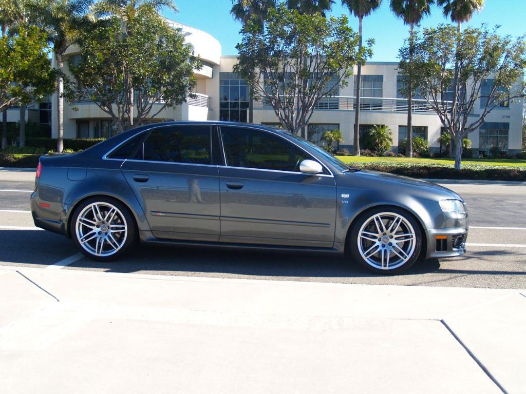 323861AUDIRS4693.jpg