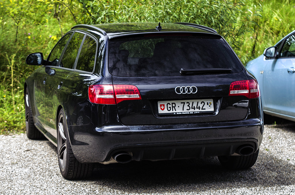 324824RS61106.jpg